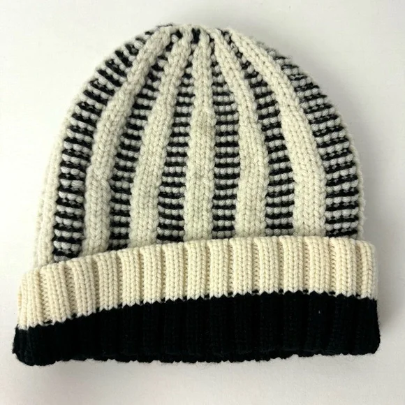 Lululemon Keepin’ It Cozy Torque Wool Hat/Beanie Ivory and Black - Picture 4 of 11